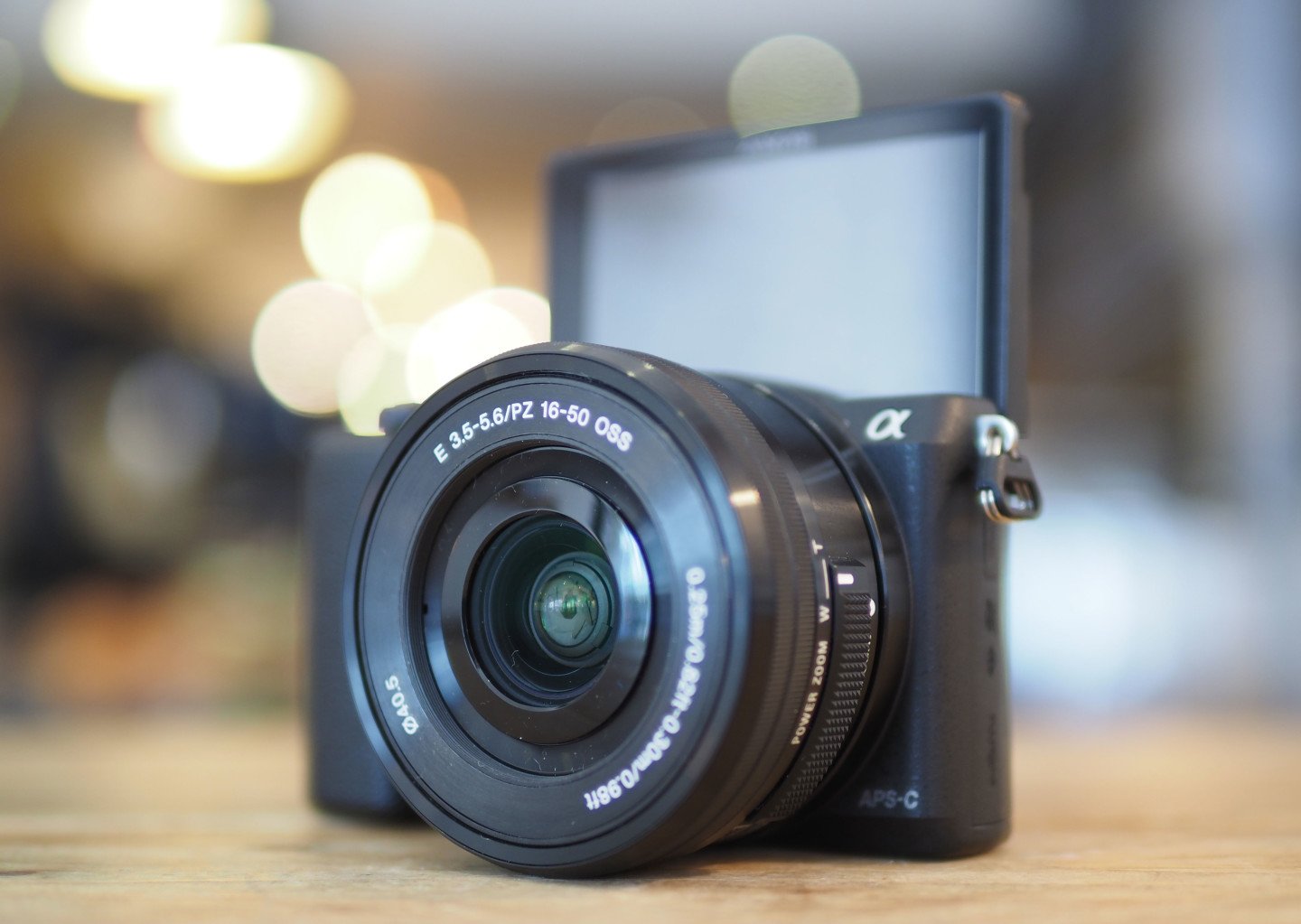 Sony A5100 featured