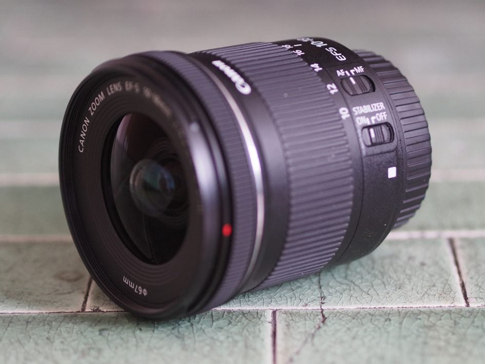 Canon-efs-10-18mm-stm-hero3