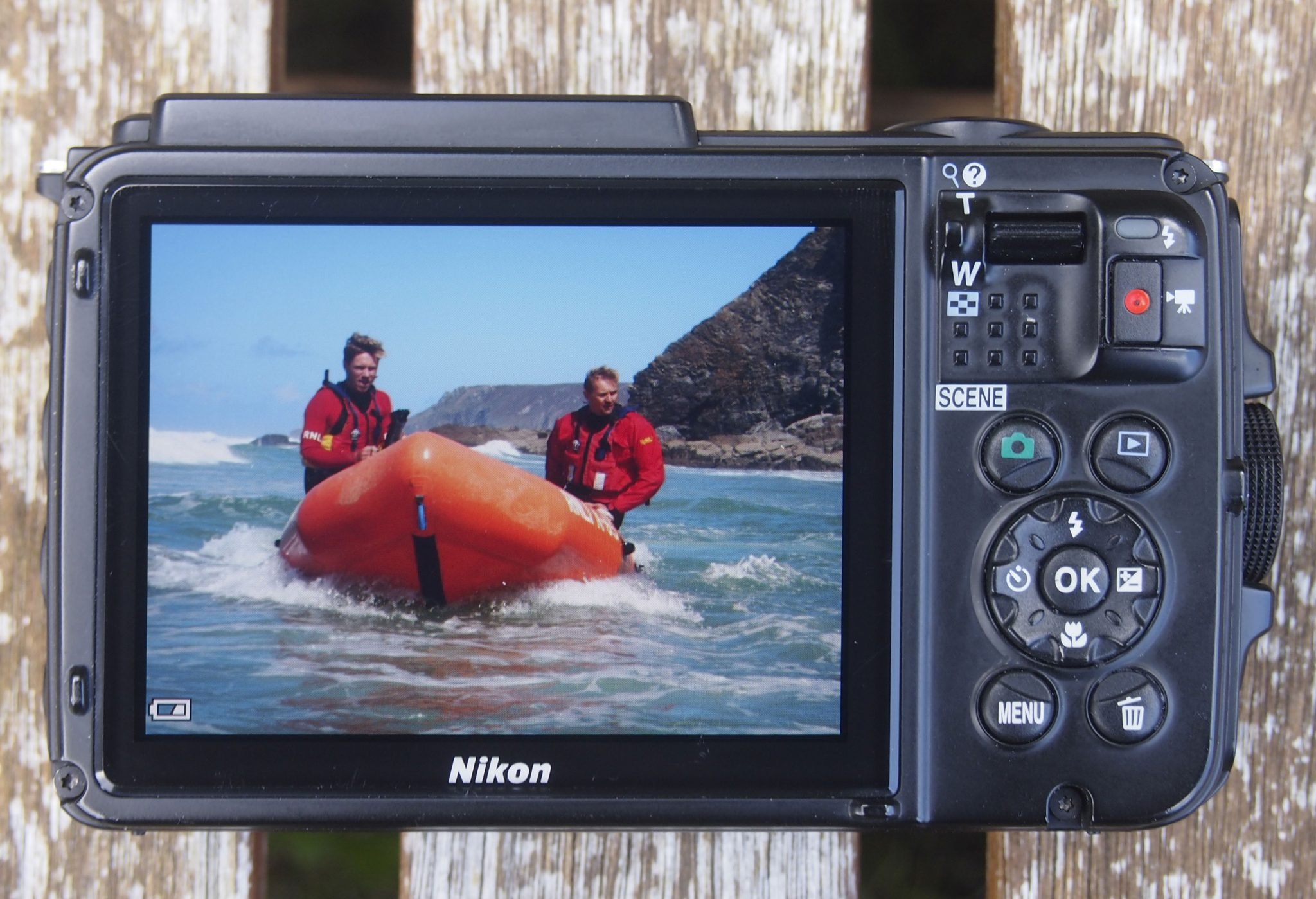Nikon COOLPIX AW130 review Cameralabs