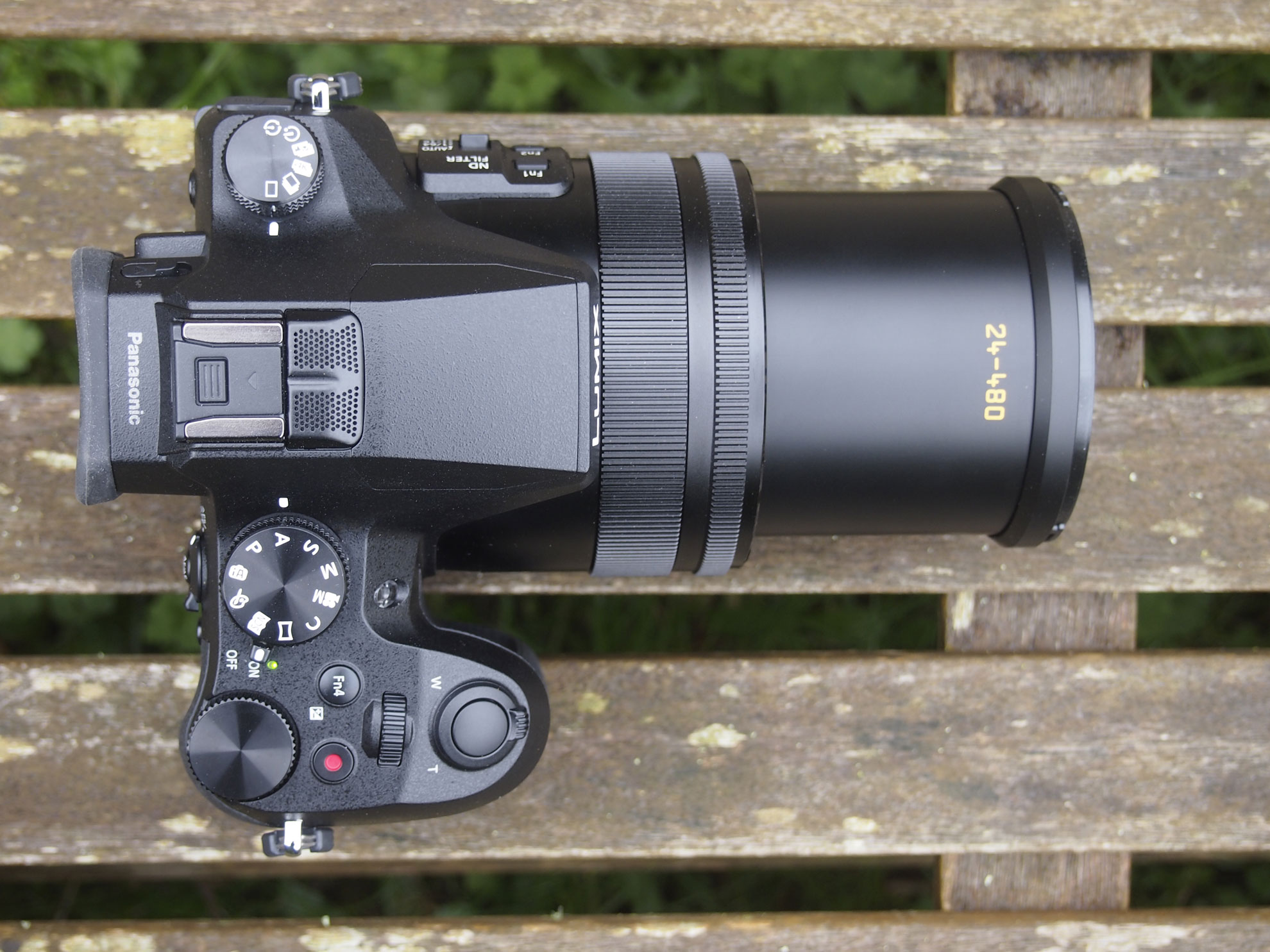 Panasonic Lumix FZ2000 / FZ2500 review Cameralabs