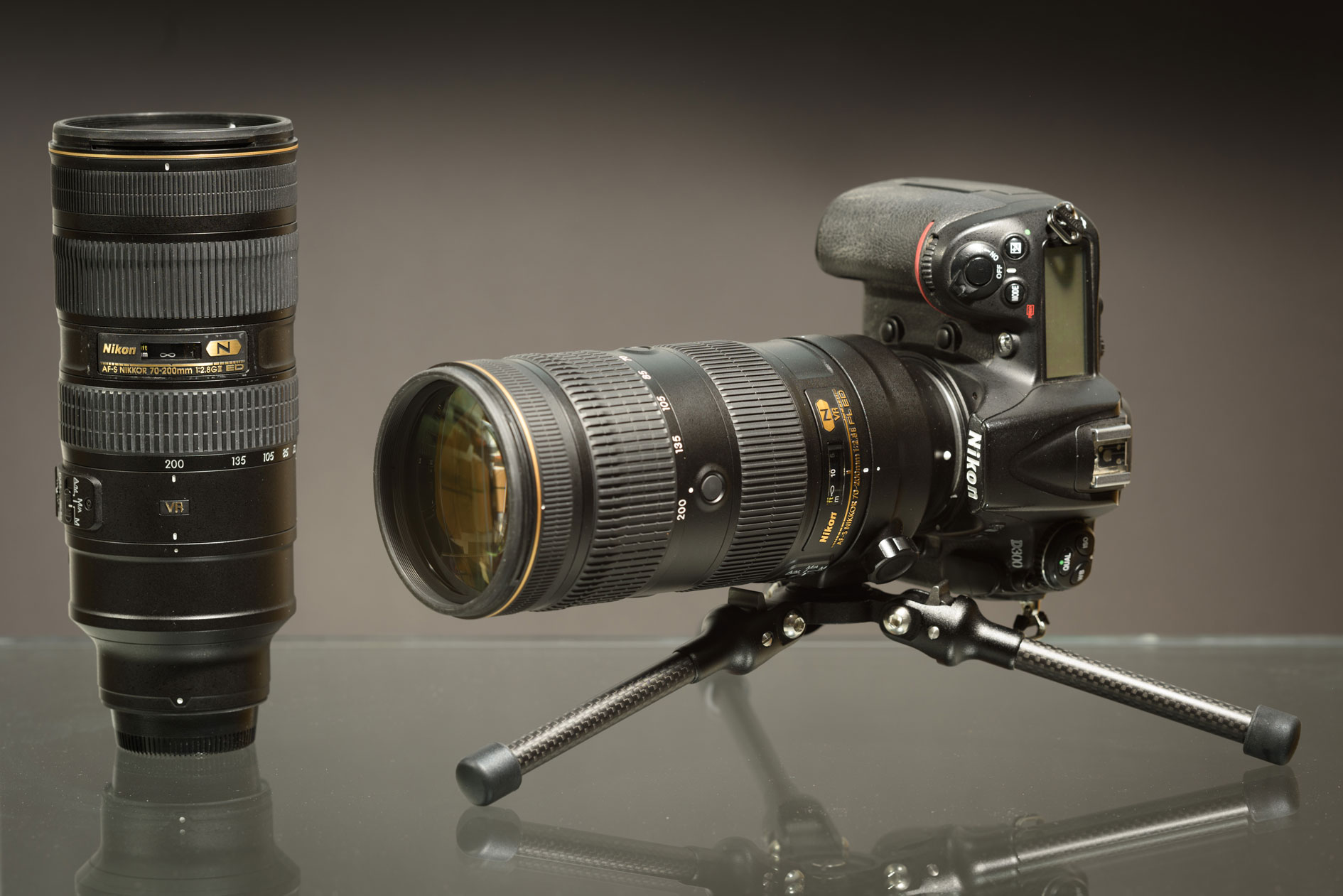 Nikon_70-200f2-