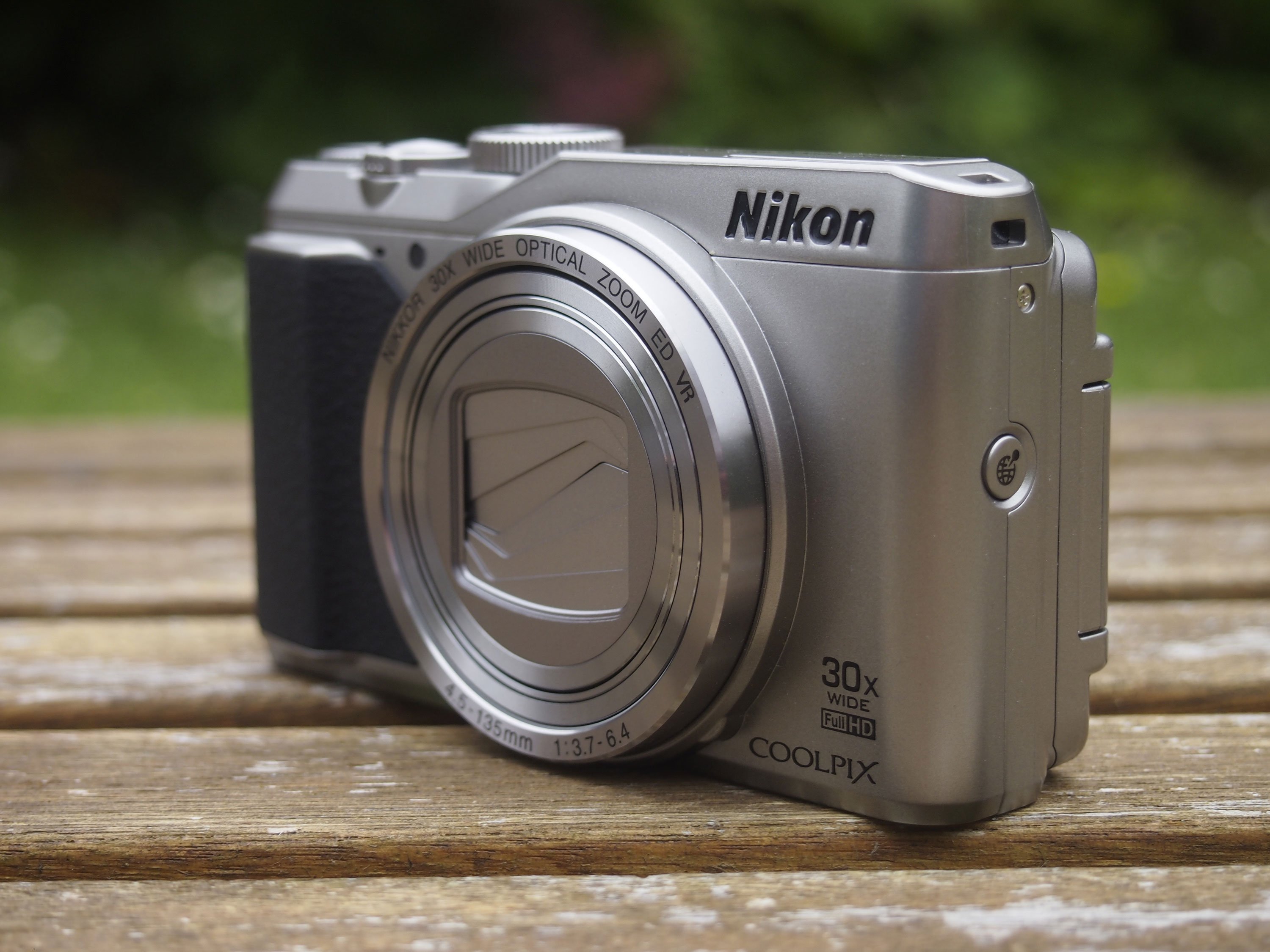 pasta Regelen Mooie jurk Nikon COOLPIX S9900 review | Cameralabs