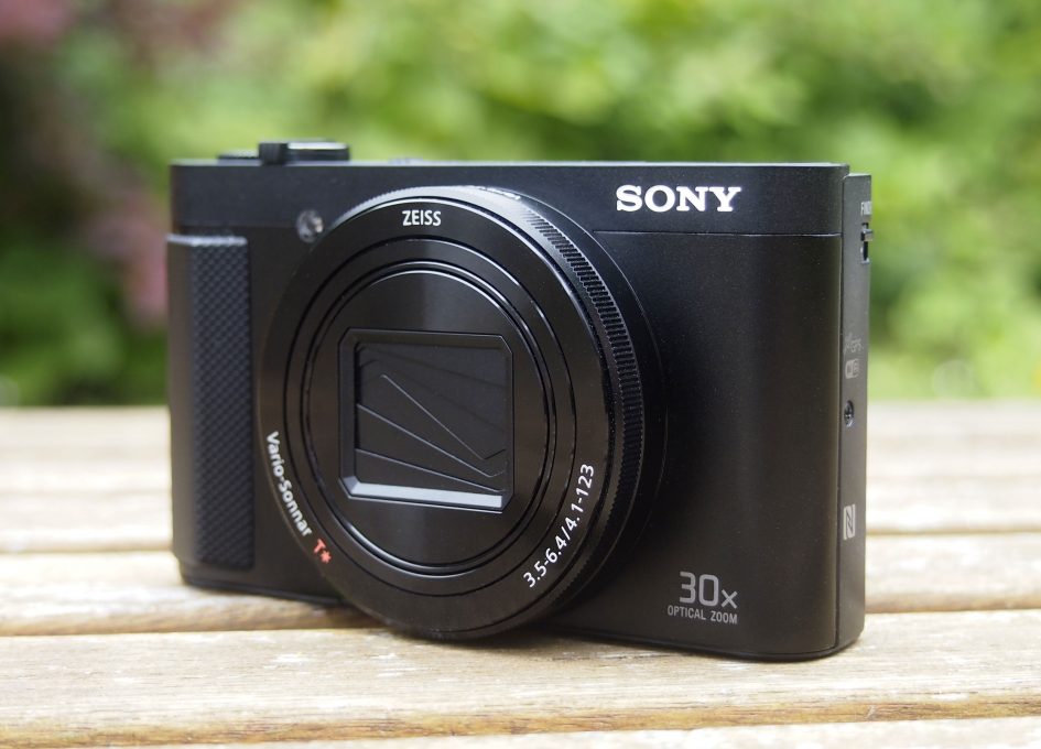 sony_hx90v_hero_3000px