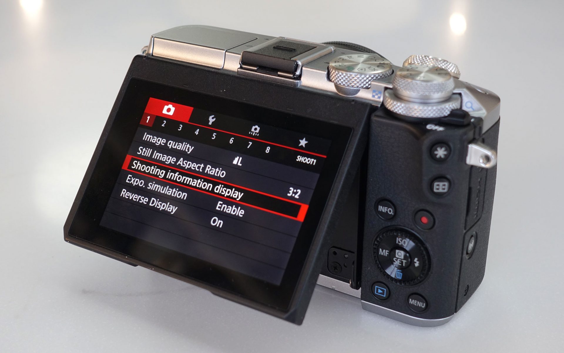 Canon EOS M6 preview Cameralabs