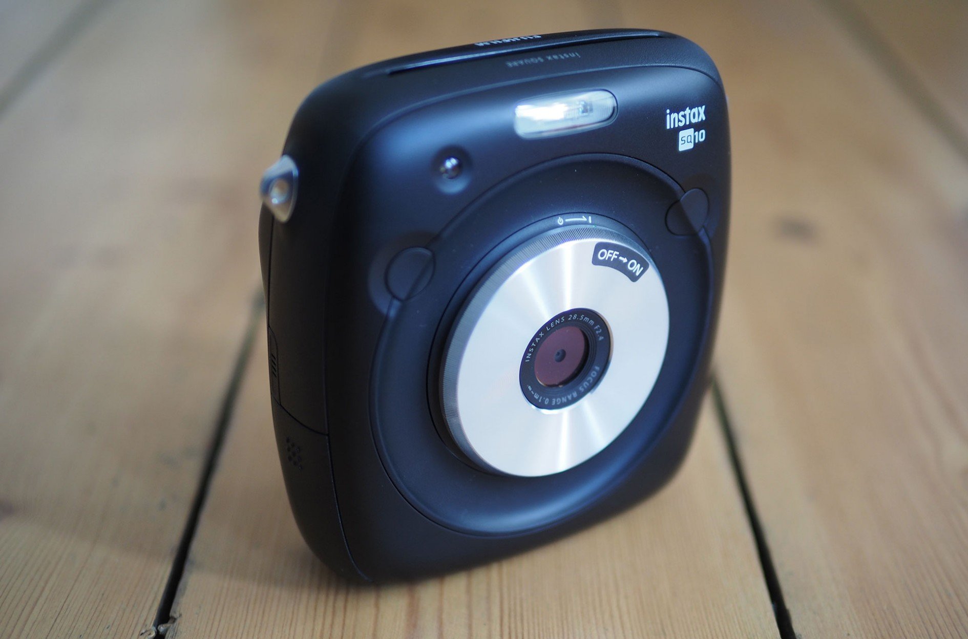 Fujifilm Instax SQ10 review | Cameralabs