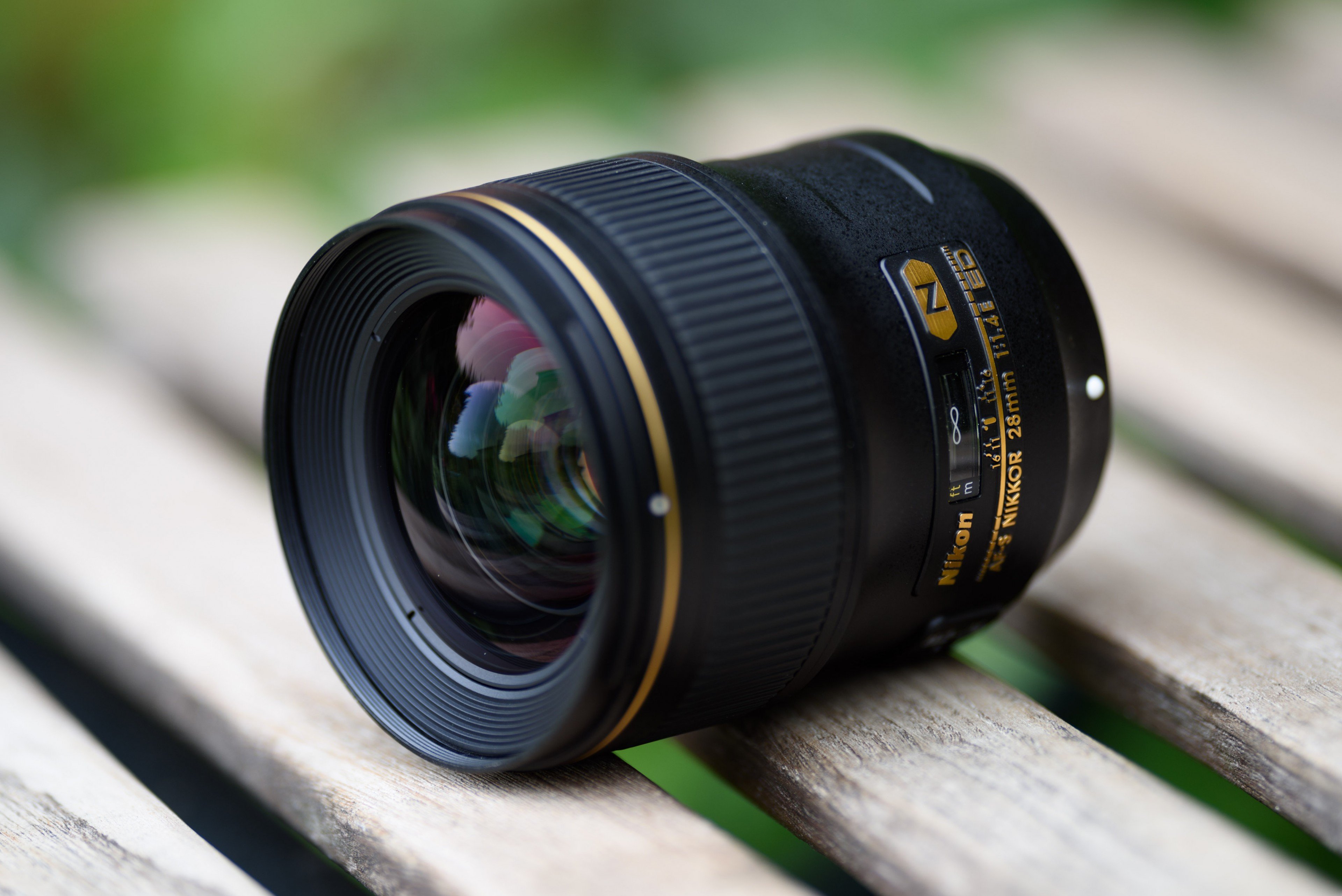 Nikon (ニコン) AF NIKKOR 28mm F1.4 D Nikon AF Nikkor 28mm f/1.4 D Aspherical Lens *AS IS* | eBay