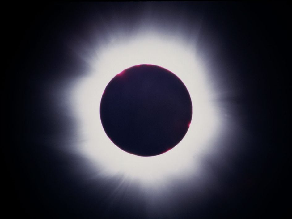solar-eclipse-1999-featured