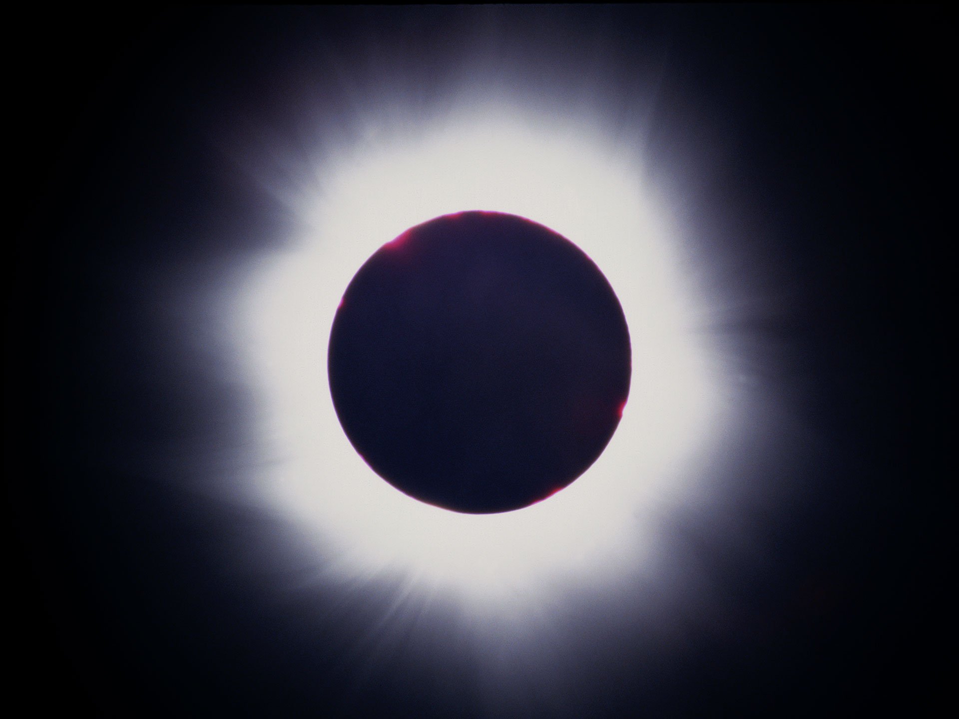 solar-eclipse-1999-featured