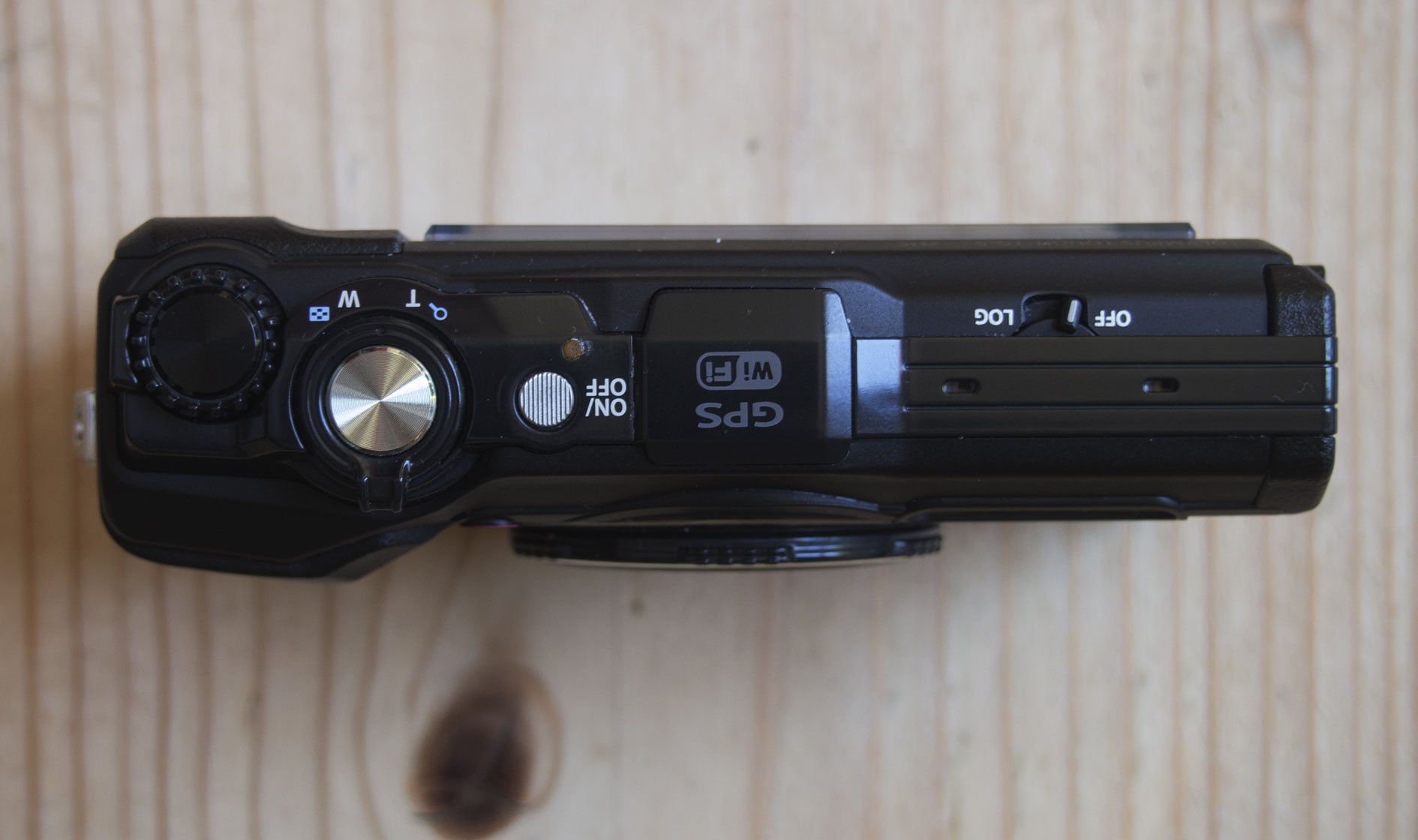 フィルムカメラ Tough TG5 Amazon | OLYMPUS デジタルカメラ Tough TG-5 レッド 1200万画素