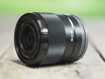 Sony-fe-28mm-f2-hero1