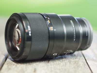 Sony-fe-90mm-f2-8-macro-hero1