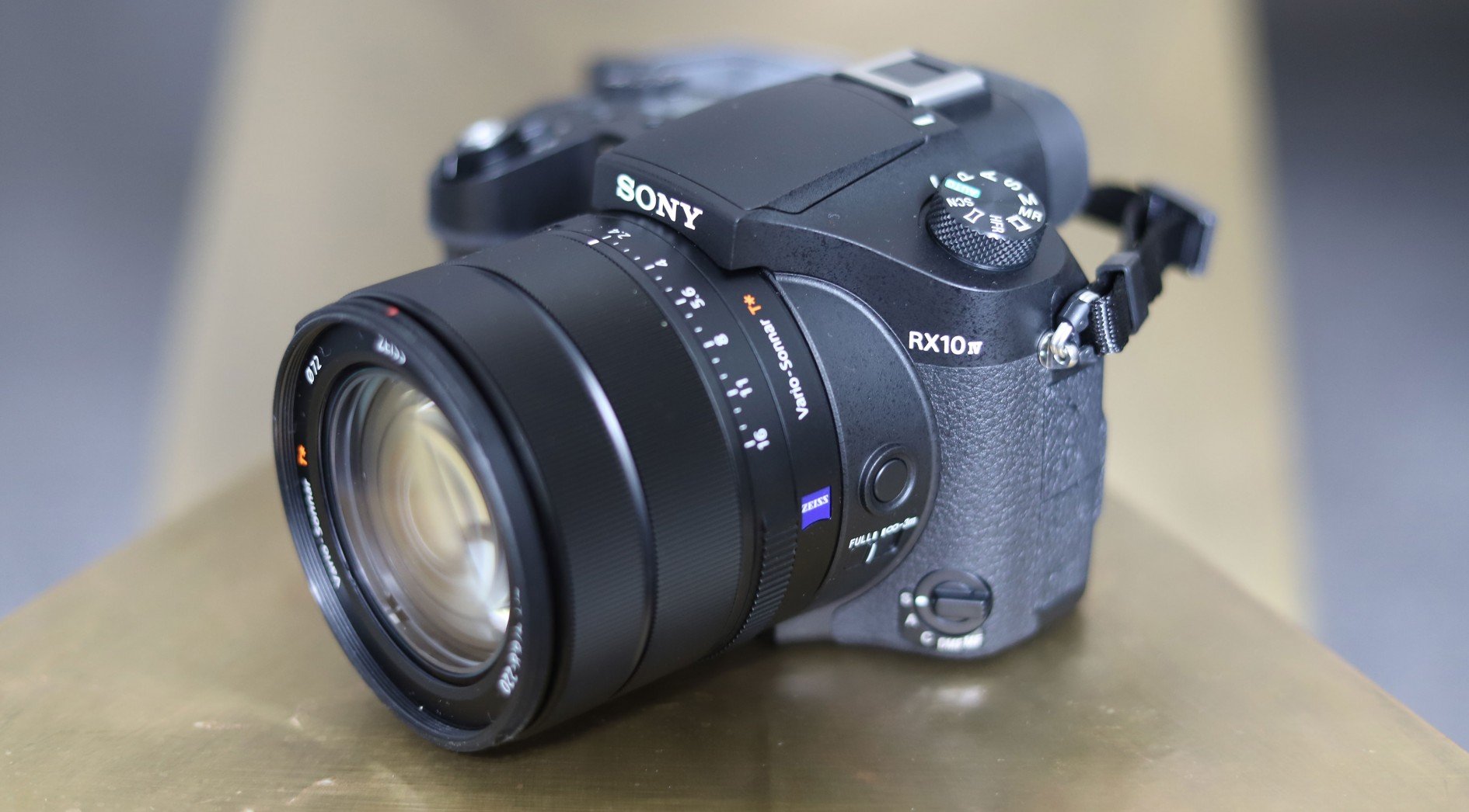 Sony RX10 Mark IV review | Cameralabs