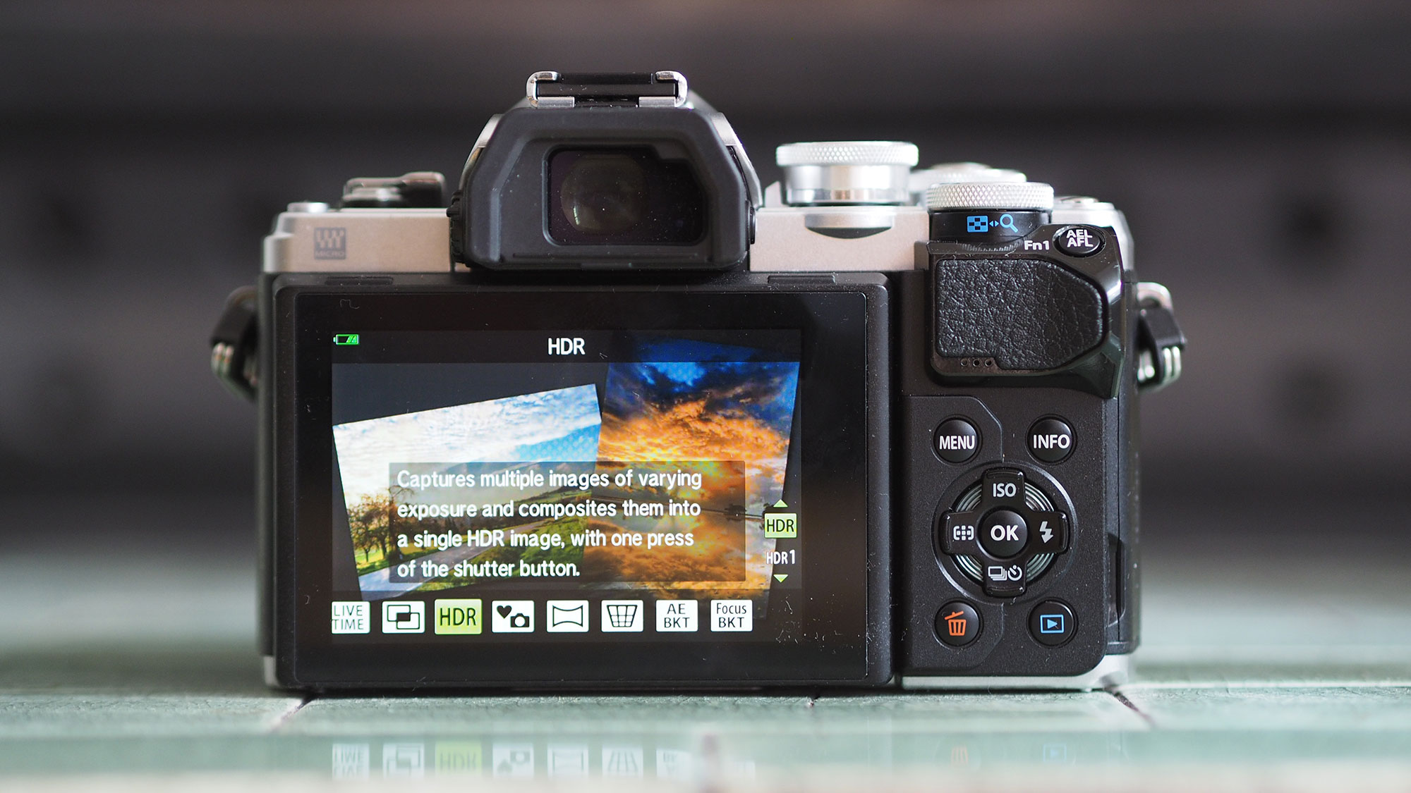 フィルムカメラ OLYMPUS OMD EM10 Mark iii Amazon.com : OM System Olympus E-M10 Mark IV Silver Micro