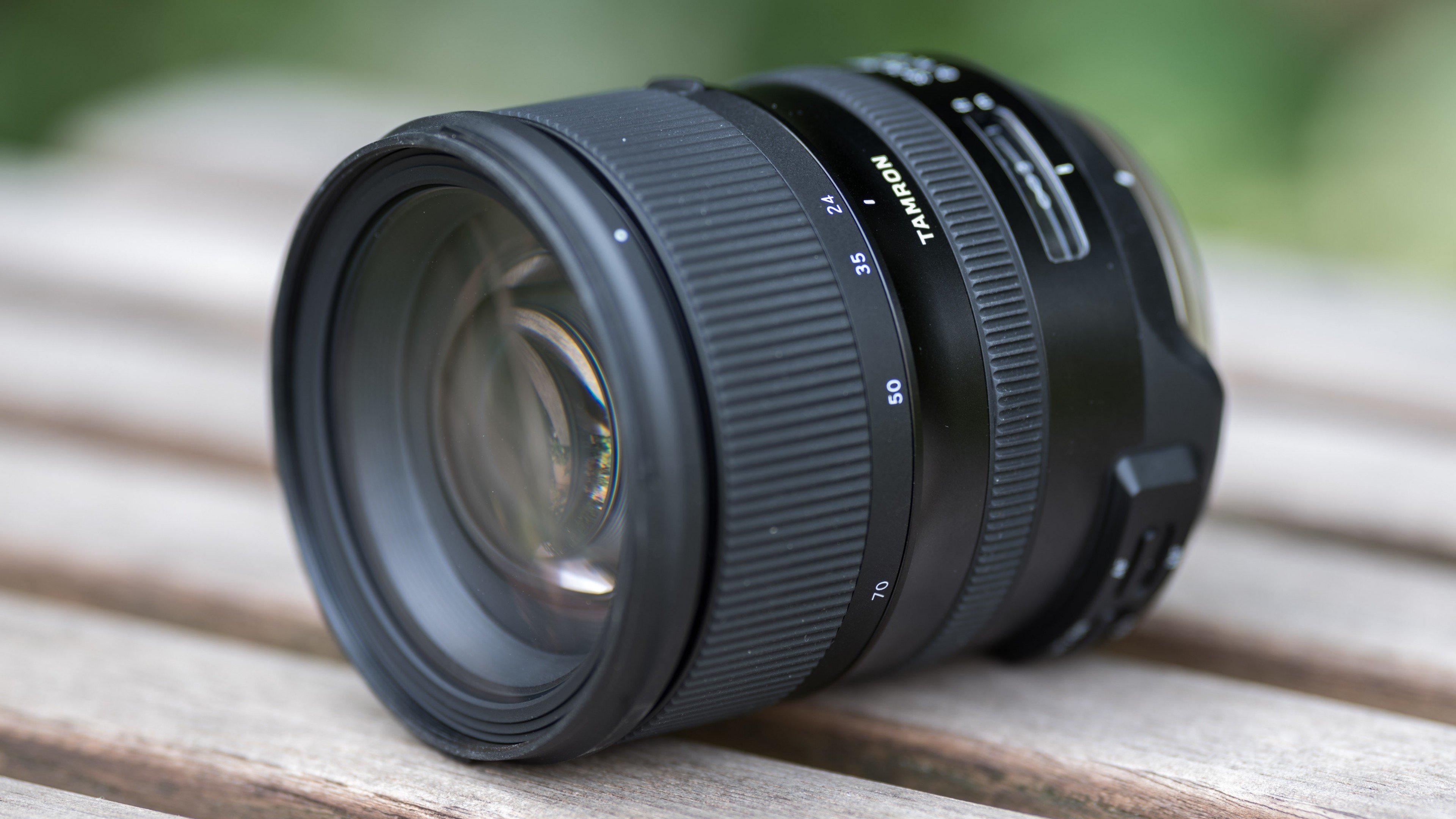 hero_Tamron_24-70f2-
