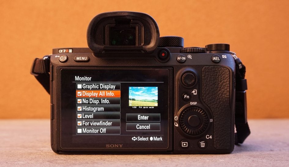 sony-a7r-iii-menus-disp-options