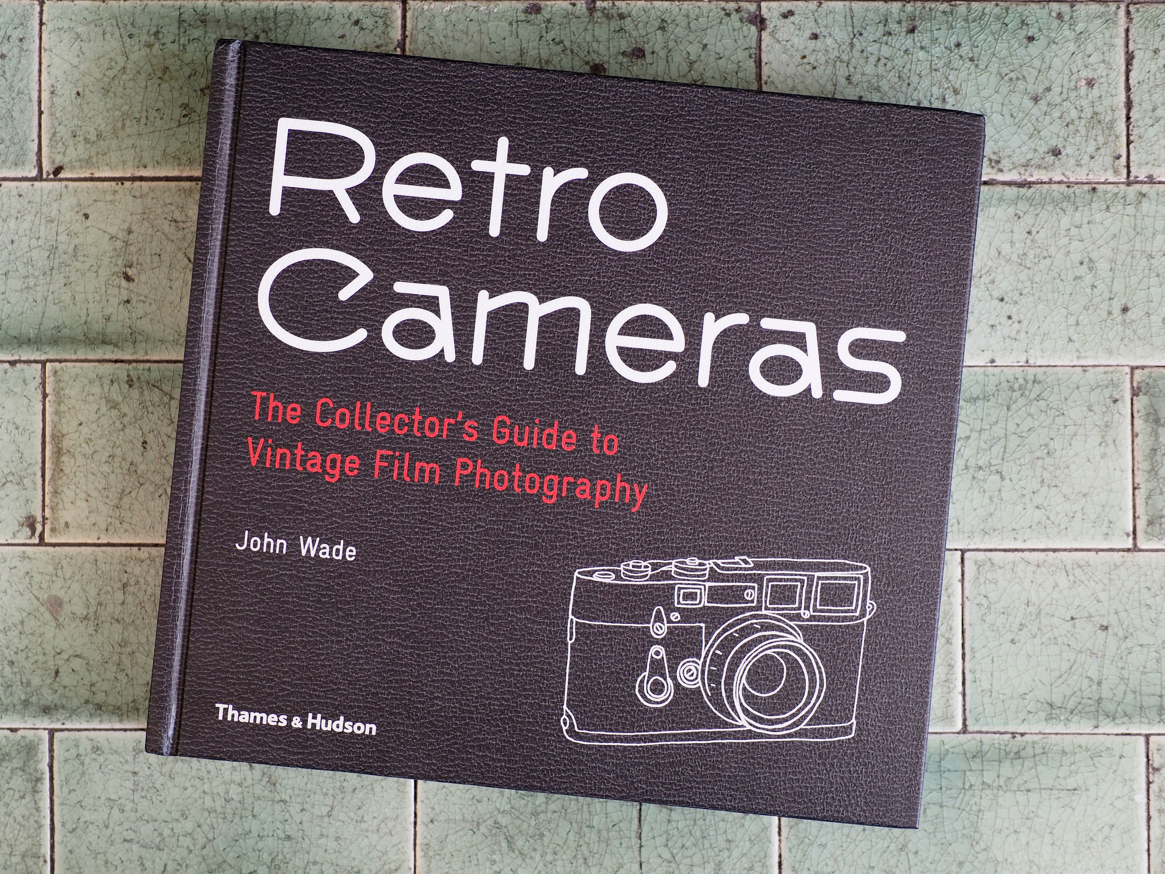retro-cameras-book-hero