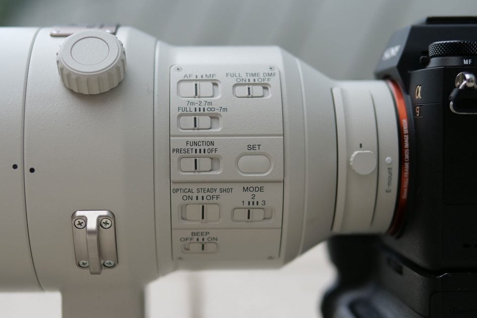 sony-fe-400mm-f2-8-controls