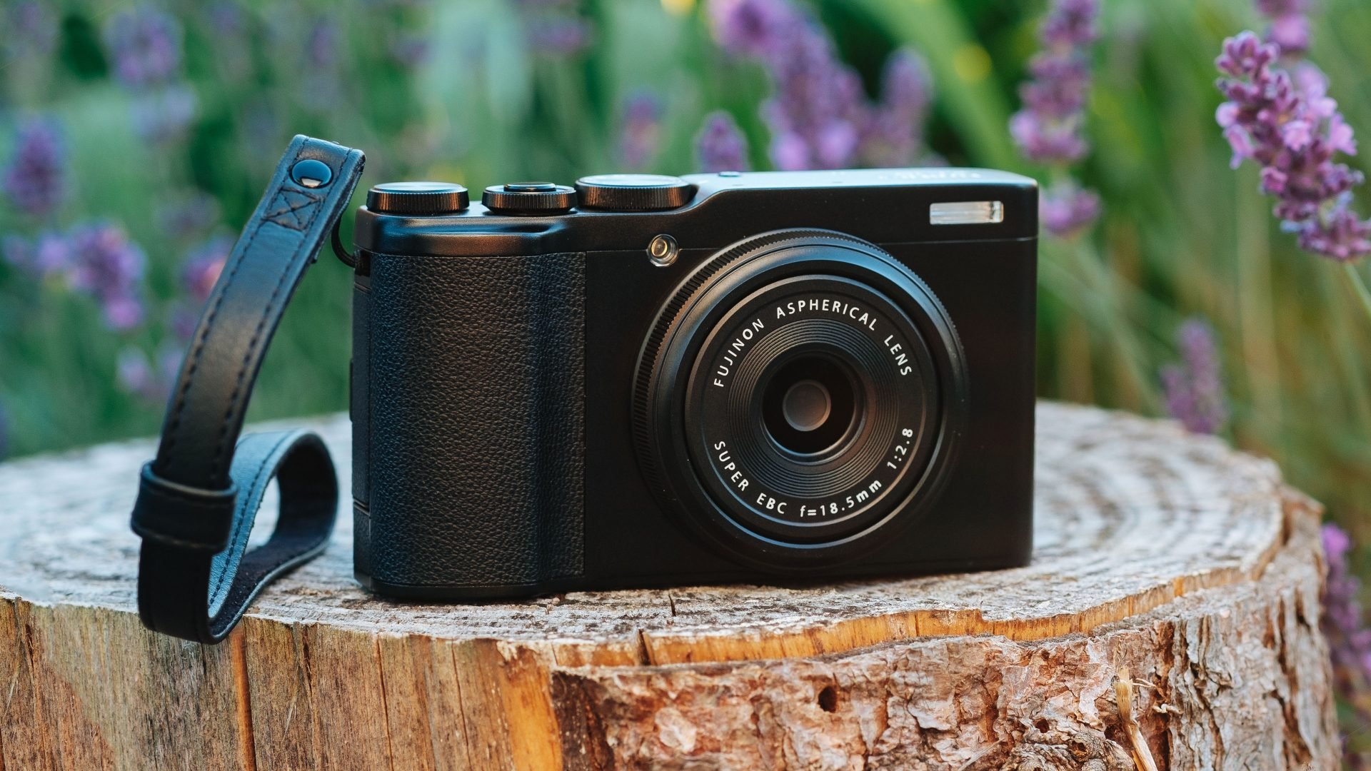 fujifilm XF10