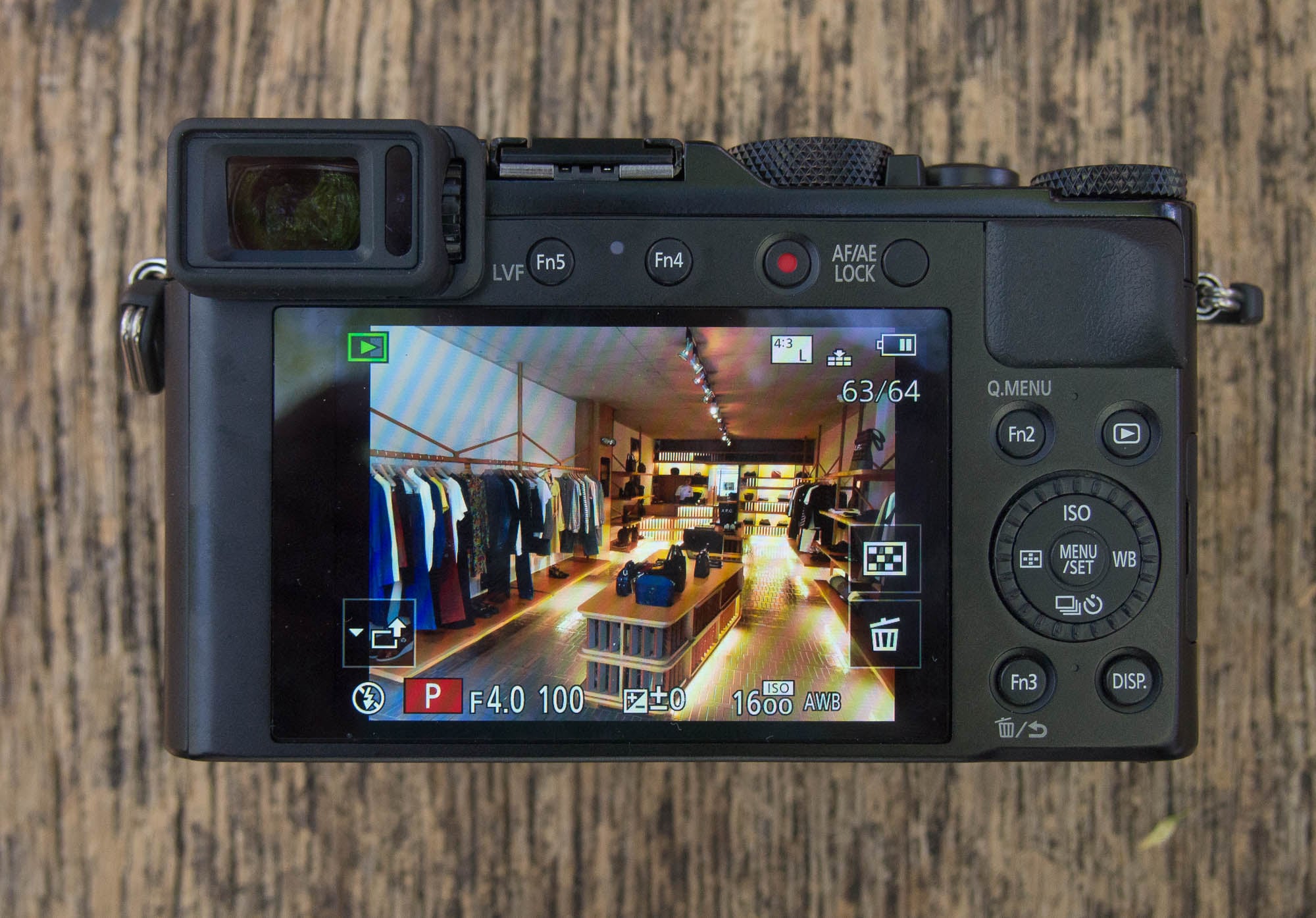 PANASONIC LUMIX DC-LX100 II: test complet, prix, spécifications