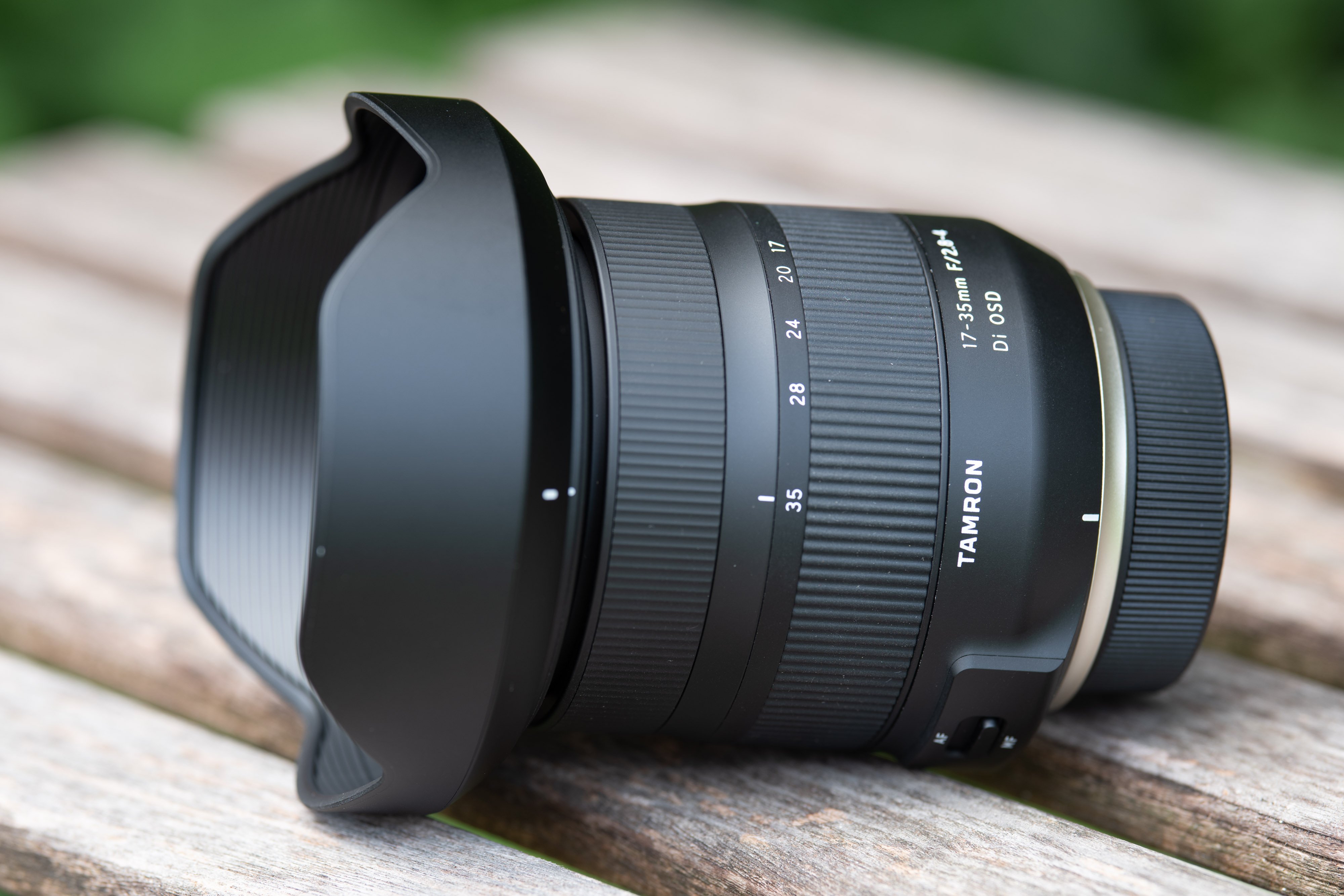 TAMRON 17-35mm F2.8-4 DI OSD キャノンEFマウント-