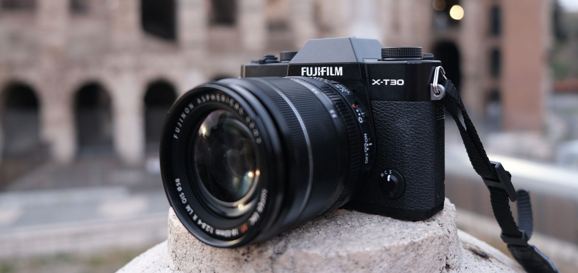 FUJI FILM X−T30 BLACK xt30