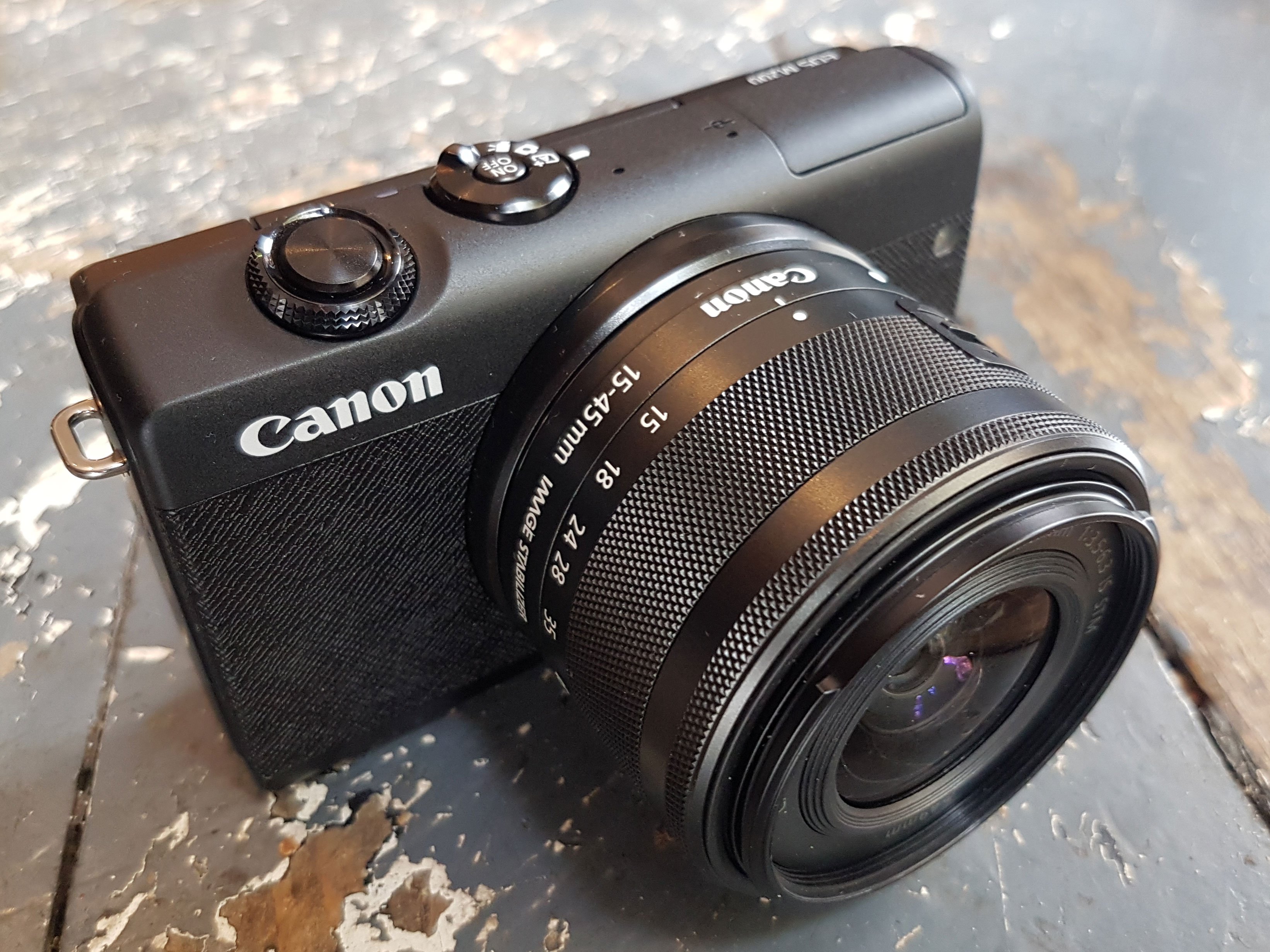 Glow melodisk længes efter Canon EOS M200 review | Cameralabs