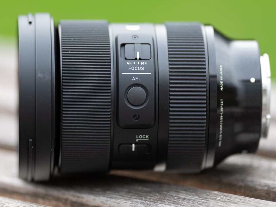 A Mid Range Monster - Sigma 24-70mm f/2.8 DG DN Art Lens Review 