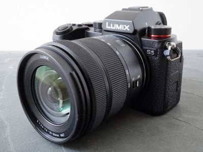 panasonic-lumix-s5-hero1