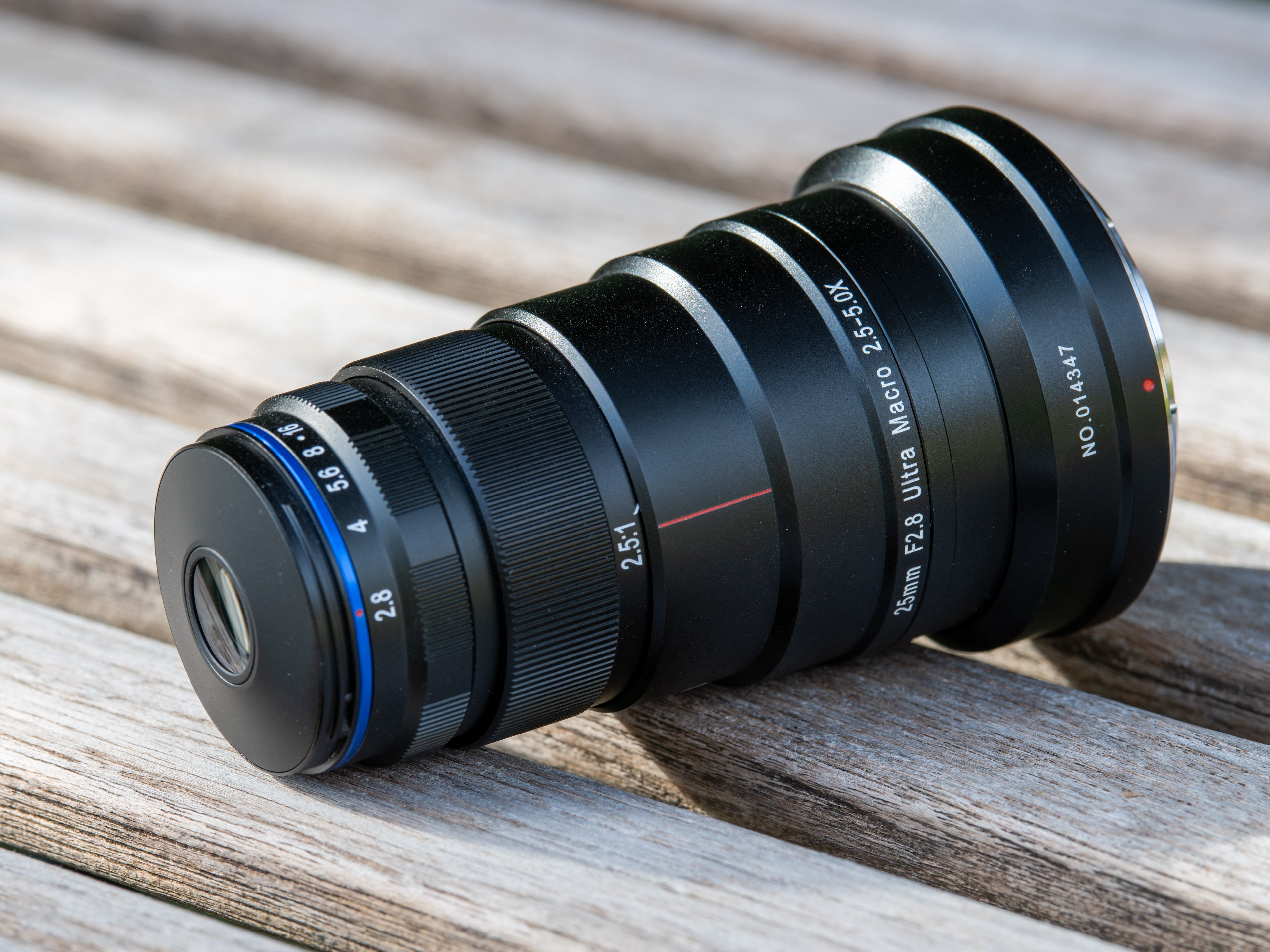 Venus Optics Laowa 25mm f/2.8 2.5-5x Ultra Macro Lens Review