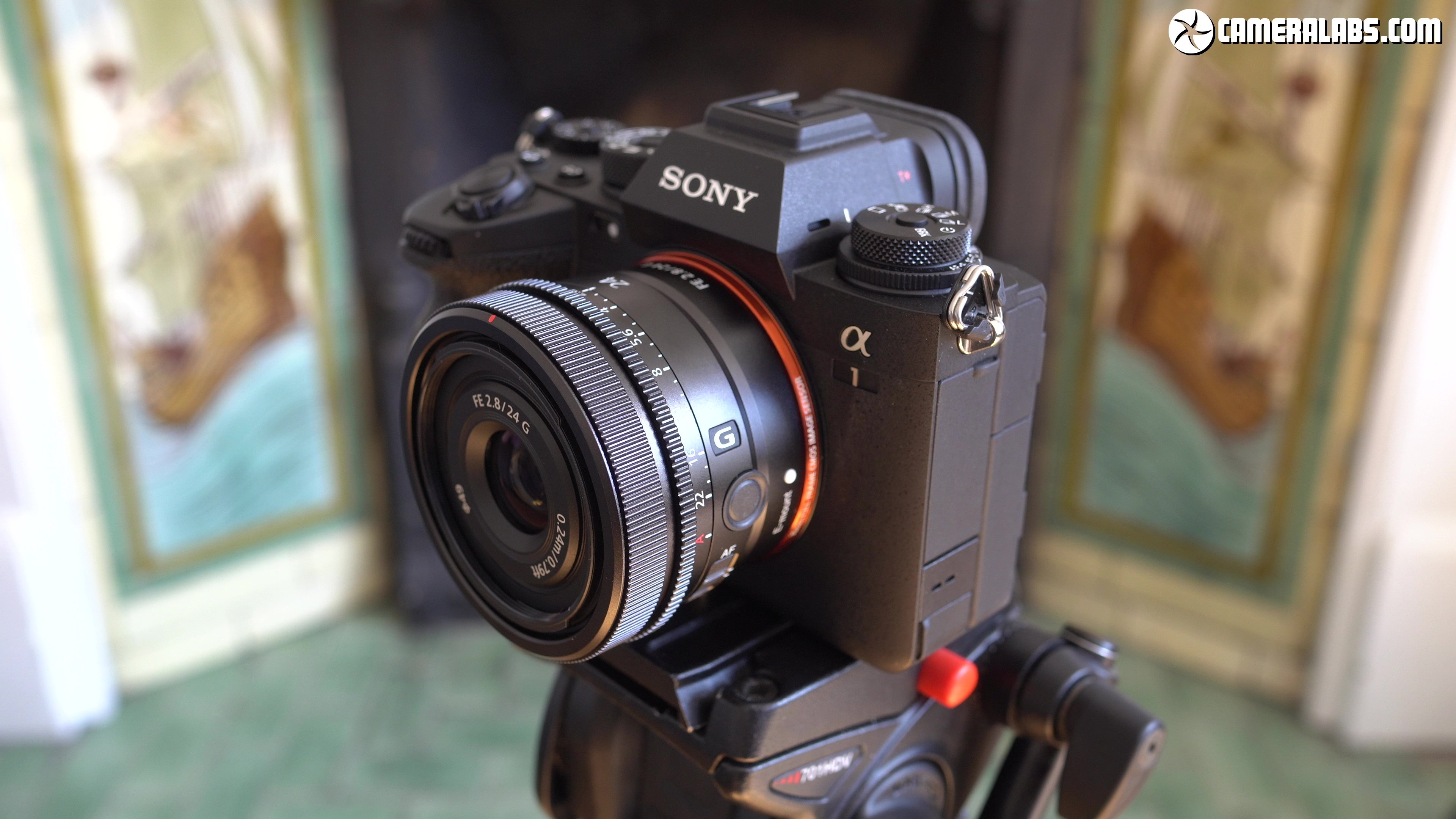 SONY FE 24mm F2.8 G　SEL24F28G フィルター付き Amazon.com : Sony FE 24mm F2.8 G Full-Frame Ultra-Compact G