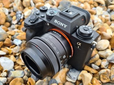 sony-fe-50mm-f2-5-g-hero-1