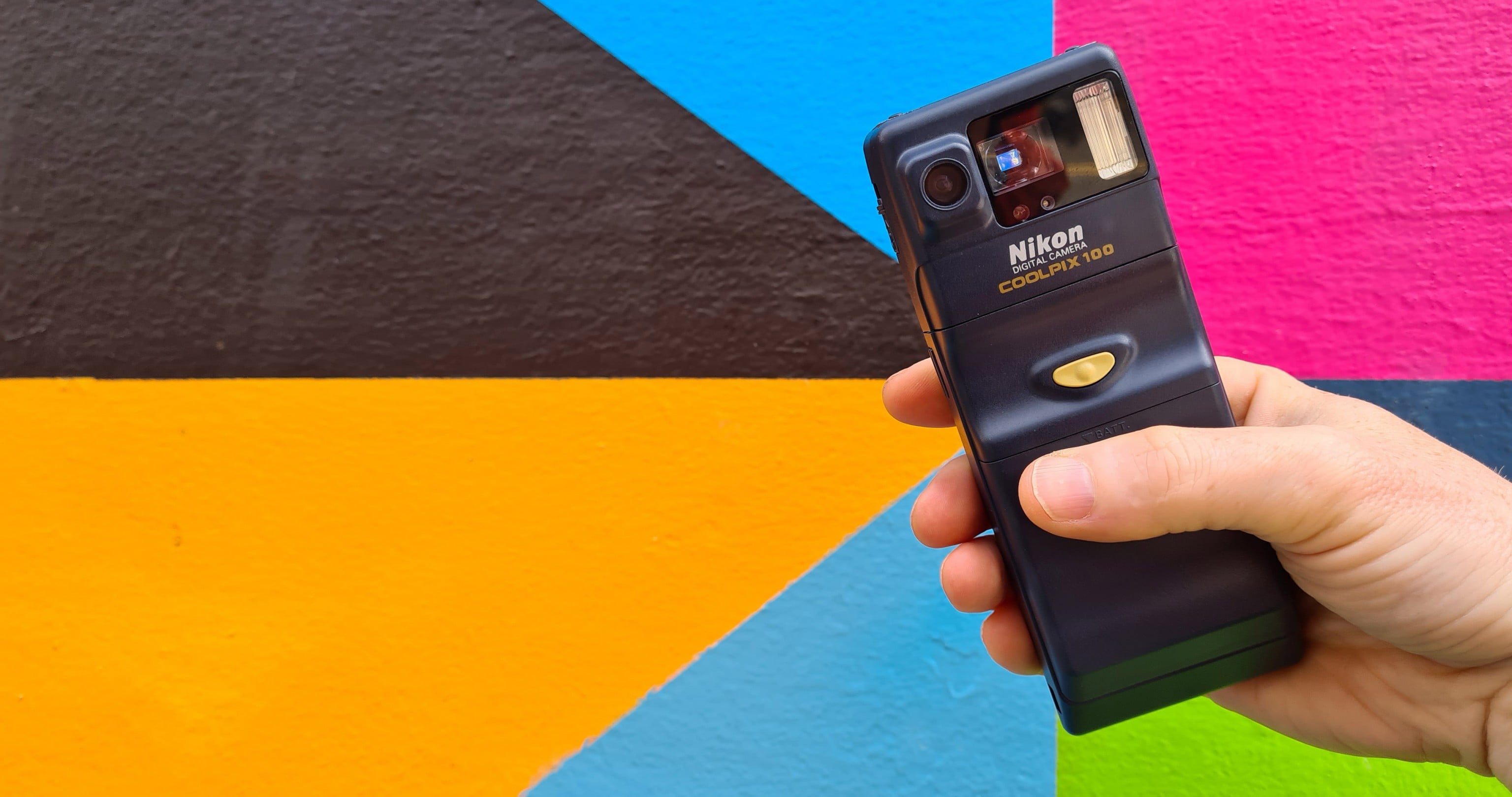 Nikon COOLPIX 100 retro review Cameralabs