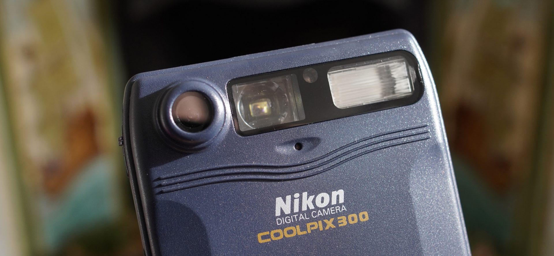 nikon-coolpix-300-header-1