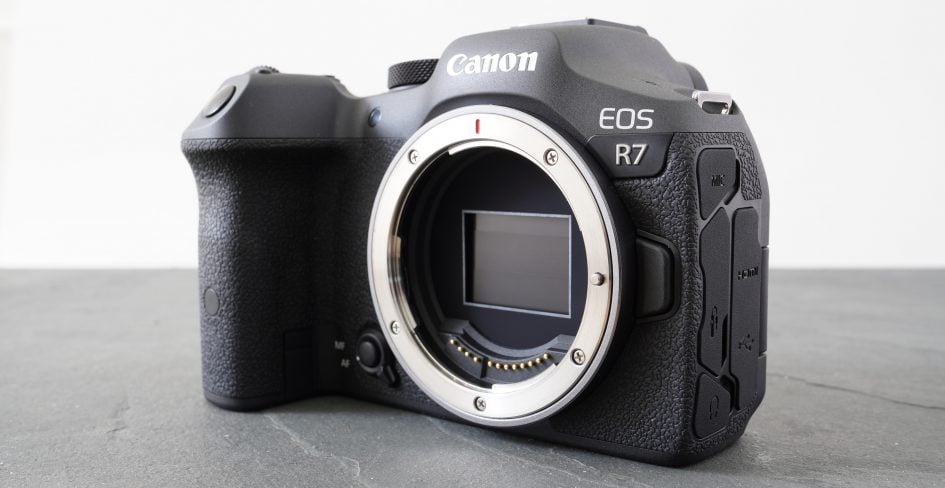 Hi! I am planning to sell my Canon g7x mark ii and buy the Canon EOS m200.  Would it bw a worthy upgrade considering the latter is cheaper than the g7x?  