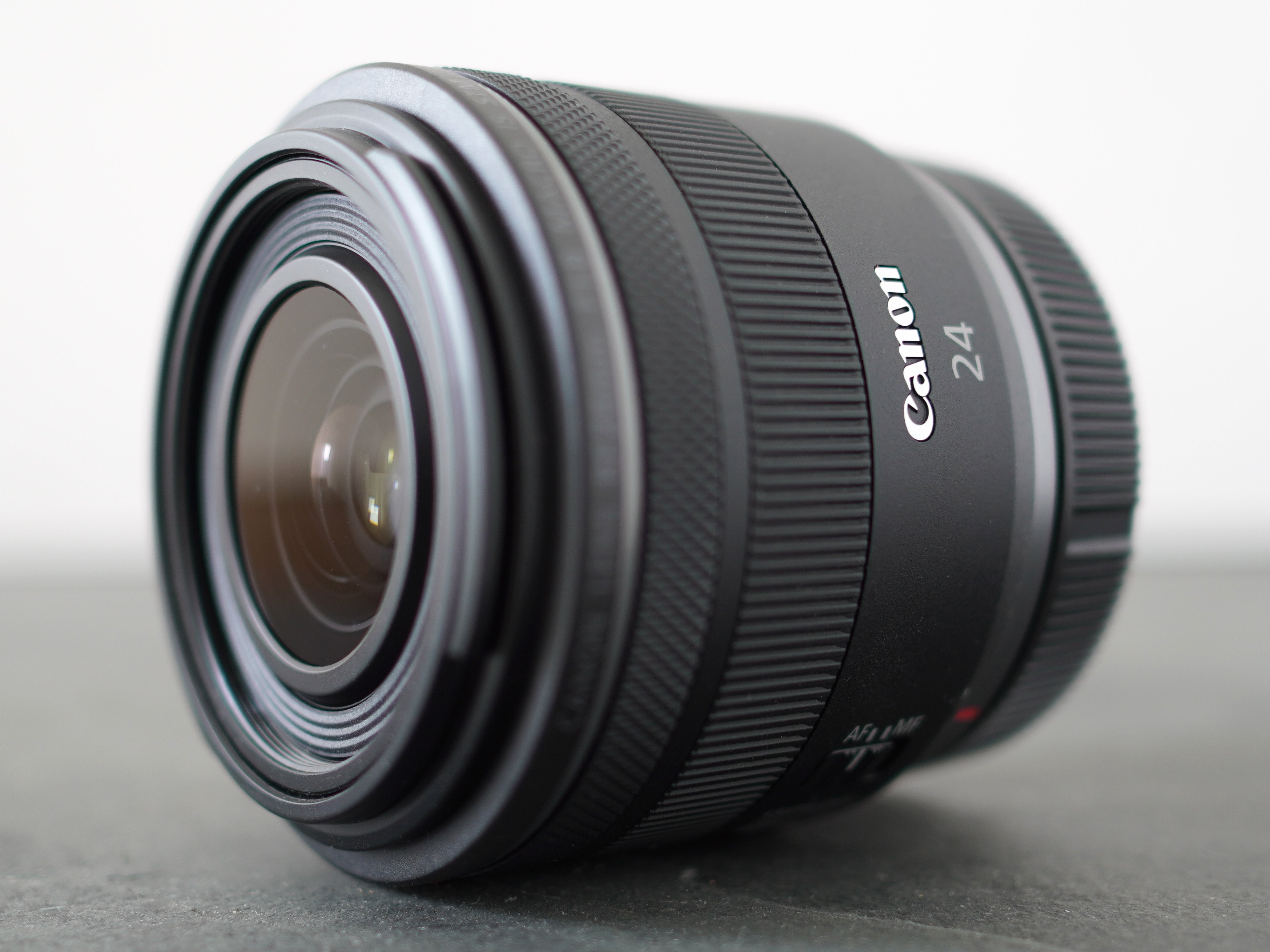 canon-rf-24mm-f1-8-hero-1