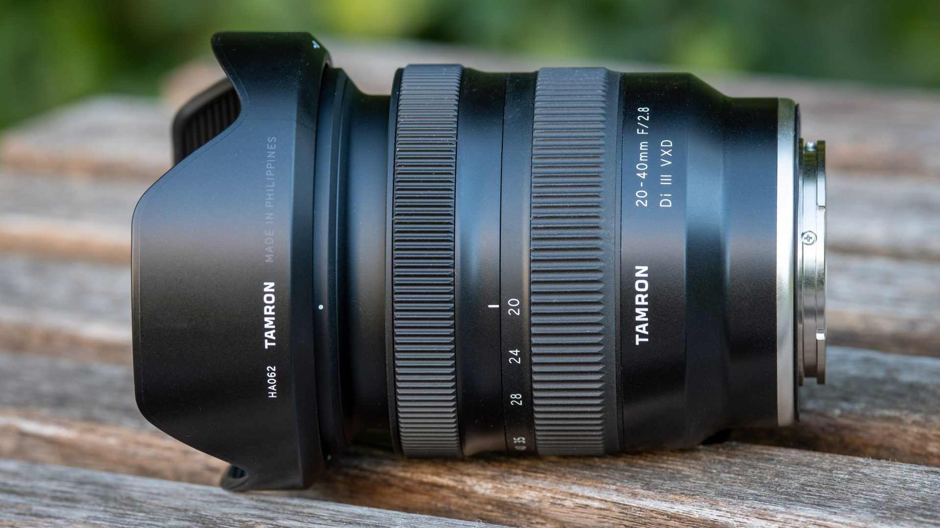 III f2.8 Cameralabs | Di Tamron review 20-40mm