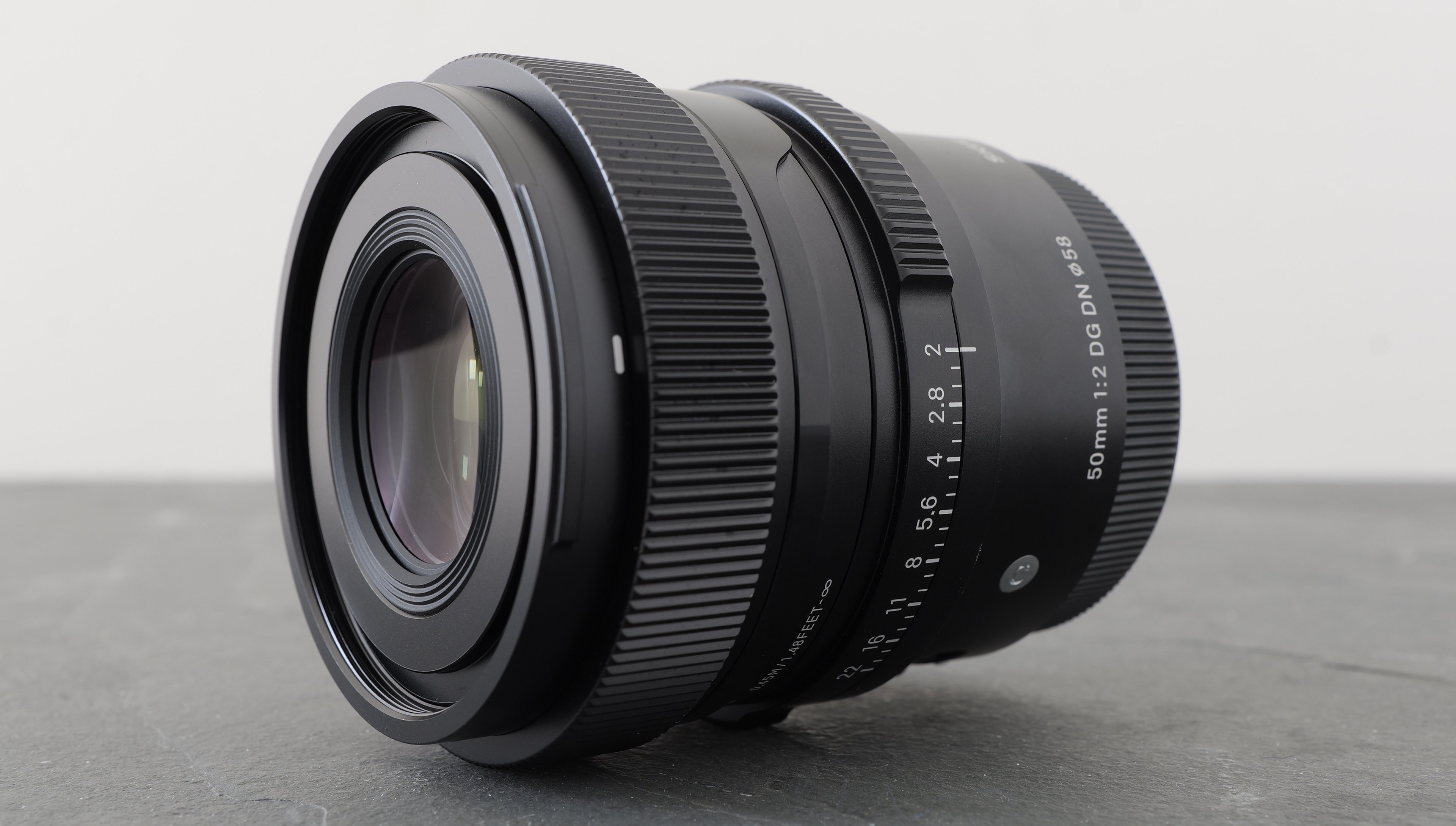 SIGMA 50mm F2 DG DN Contemporary  Lマウント SIGMA 50mm F2 DG DN | Contemporary | SIGMA Corporation of