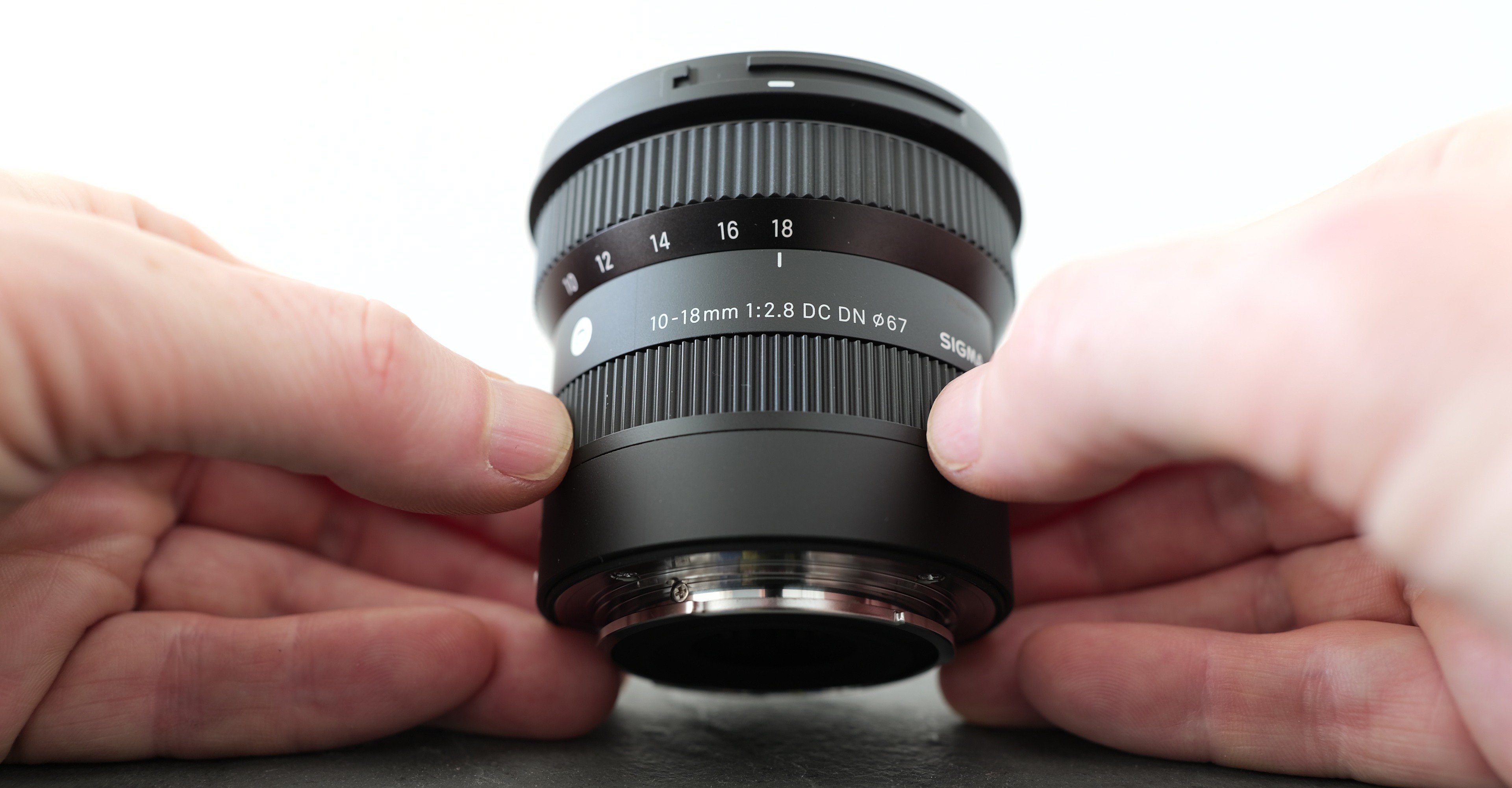 【新品未使用】SIGMA 10-18mm F2.8 DC DN Sigma 10-18mm F2.8 DC DN for Sony E. 4-Year Warranty. U.S.
