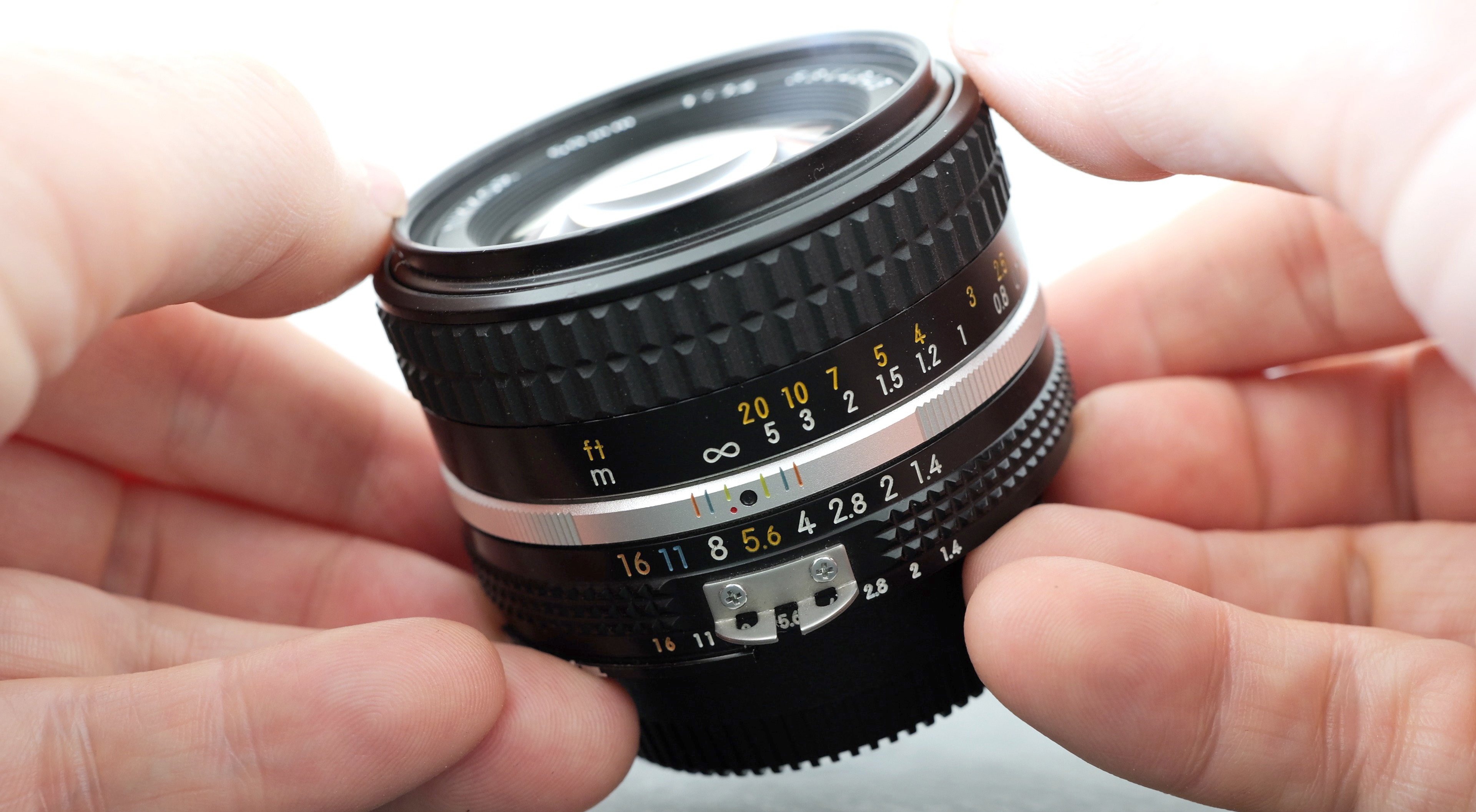 美品 NIKON Ai NIKKOR 50mm F1.4 #132-2 Amazon.com : Nikon Nikkor 50mm f/1.4 AI-S : Camera Lens