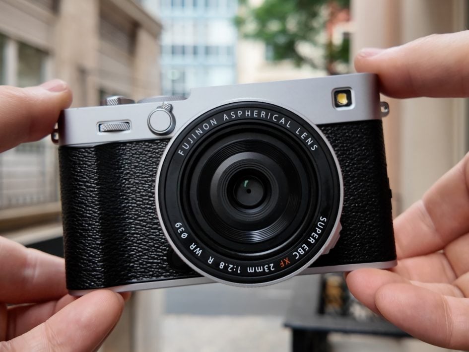 fujifilm-x-e5-hero-2a