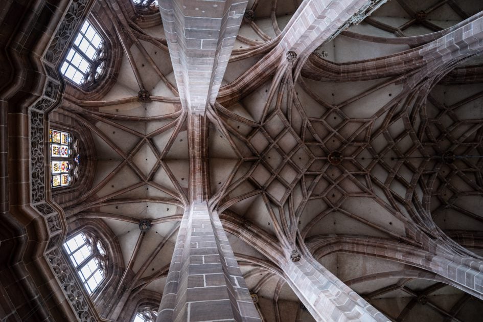 NikonZ24-70f2-8SII_24f2-8_28572