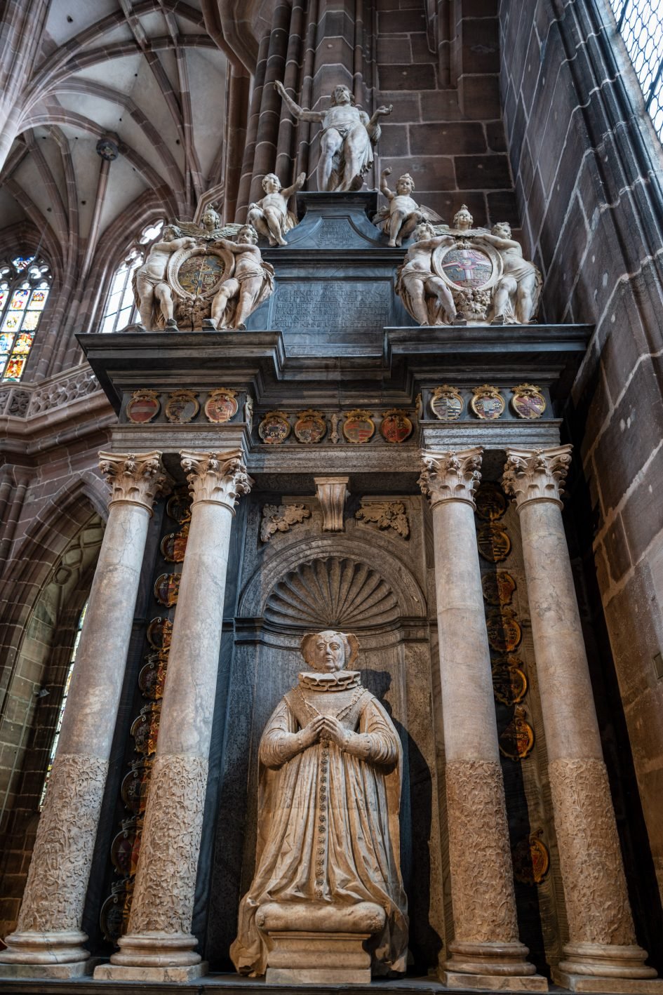 NikonZ24-70f2-8SII_24f2-8_28574