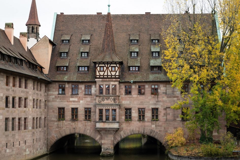 NikonZ24-70f2-8SII_70f2-8_28587