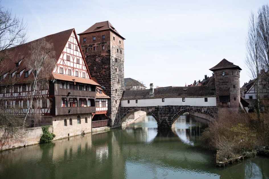 Voigtlander28f2Apo_f2_37078