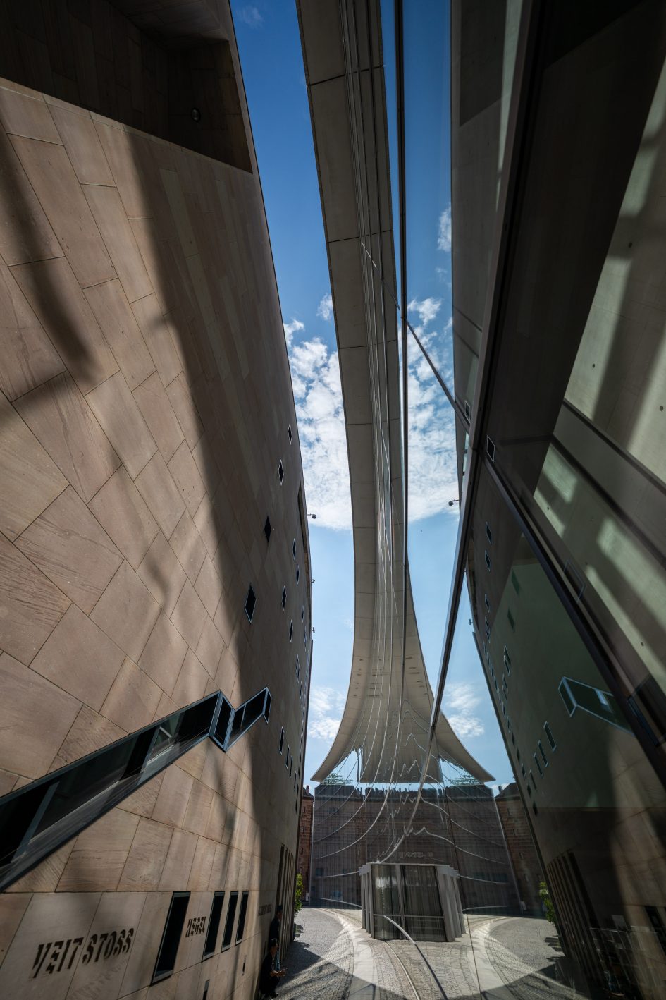 Tamron12-20f2-8_12f3-2_42255