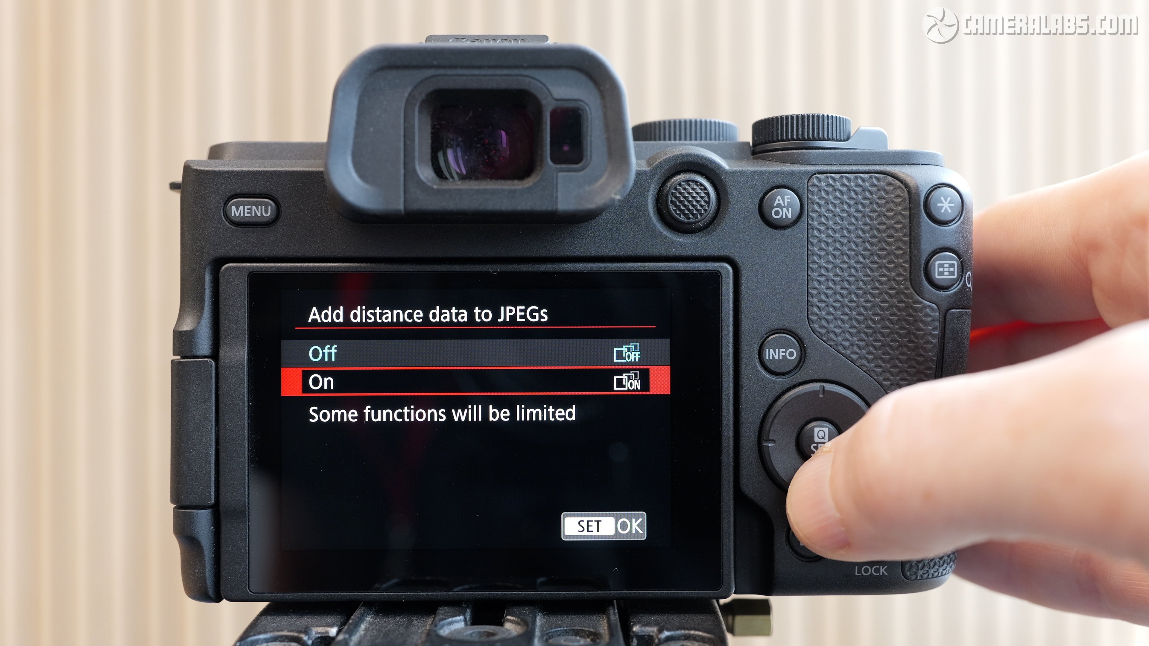 Цветовые фильтры и профили в меню Canon EOS R8 Mark II Экран настройки цветовых фильтров и стилей изображения в меню Canon EOS R8 Mark II