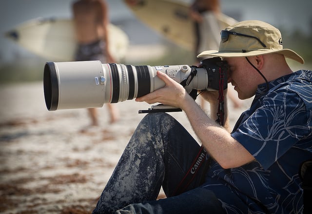 Gordon with a 500mm f4L on Cocoa Beach