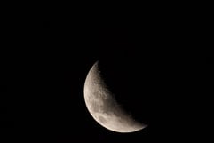 Canon 40D moon complete frame