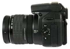 Fujifilm FinePix S9500 / FinePix S9000 left side view