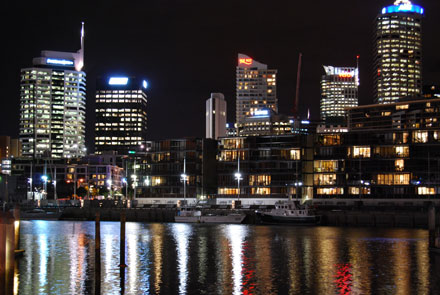 Auckland night - Nikon D40x at 46mm f5.3